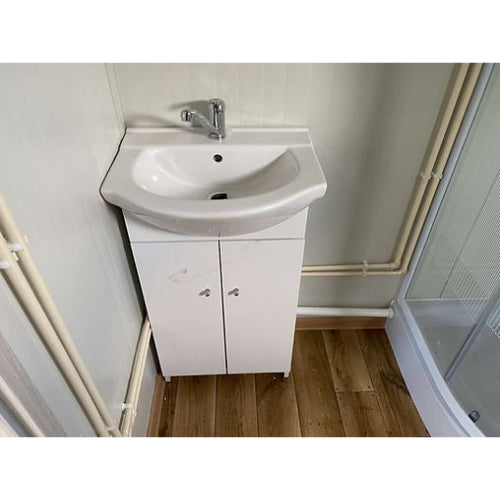 Kontener biurowy 6,00 x 2,40 m z toaletą, prysznicem i kuchnią